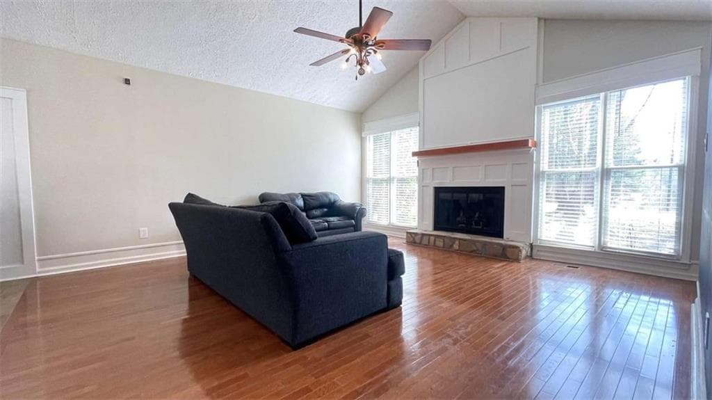 4 bedroom, 2 bathroom, 2,500 sq ft single family residence for sale at 104 Paces Lakes Ridge, Dallas, GA 30157 — photo 3