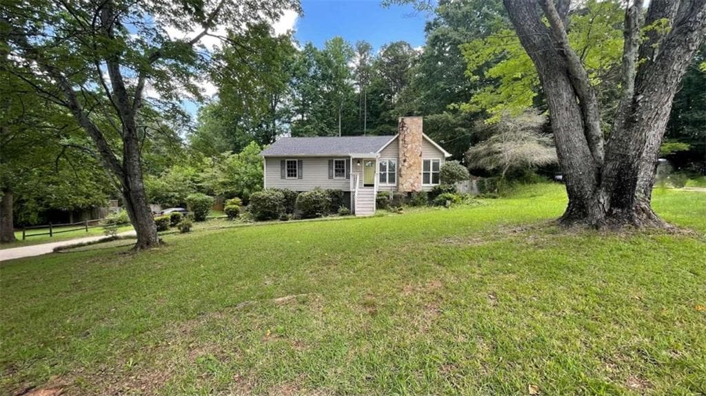 4 bedroom, 2 bathroom, 2,500 sq ft single family residence for sale at 104 Paces Lakes Ridge, Dallas, GA 30157 — photo 4