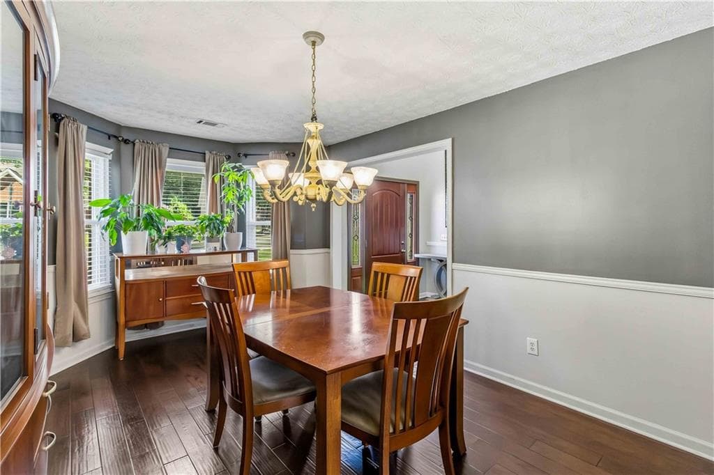 4 bedroom, 3 bathroom, 2,729 sq ft single family residence for sale at 5208 Silver Springs Drive, Sugar Hill, GA 30518 — photo 6
