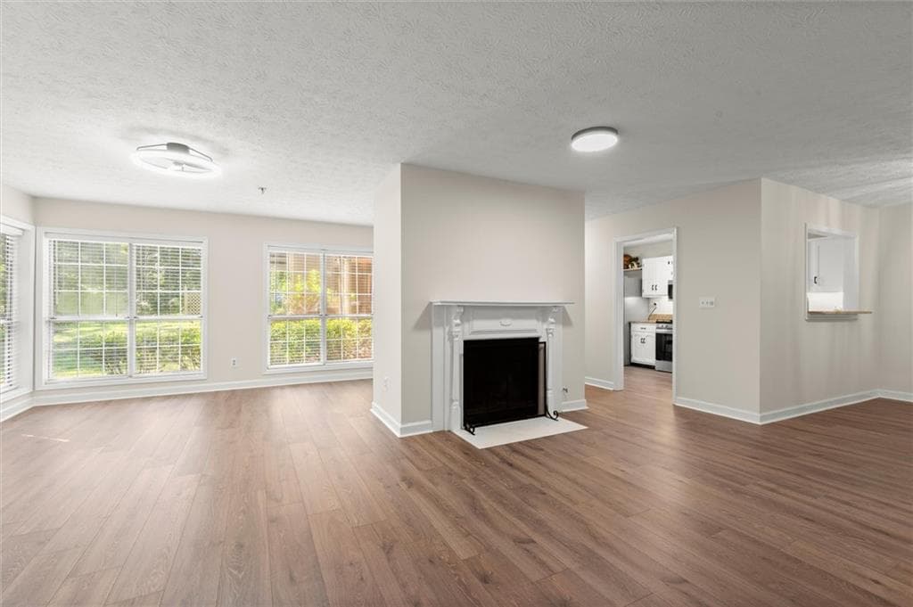 1 bedroom, 1 bathroom, 1,164 sq ft condominium for sale at 1710 Riverview Drive, Marietta, GA 30067 — photo 5