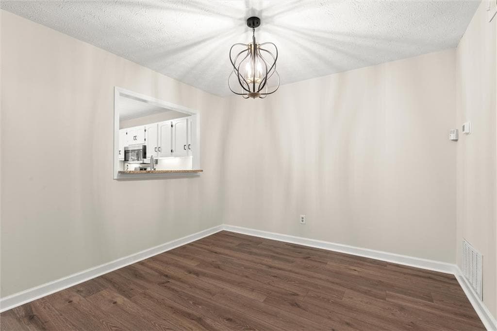 1 bedroom, 1 bathroom, 1,164 sq ft condominium for sale at 1710 Riverview Drive, Marietta, GA 30067 — photo 10