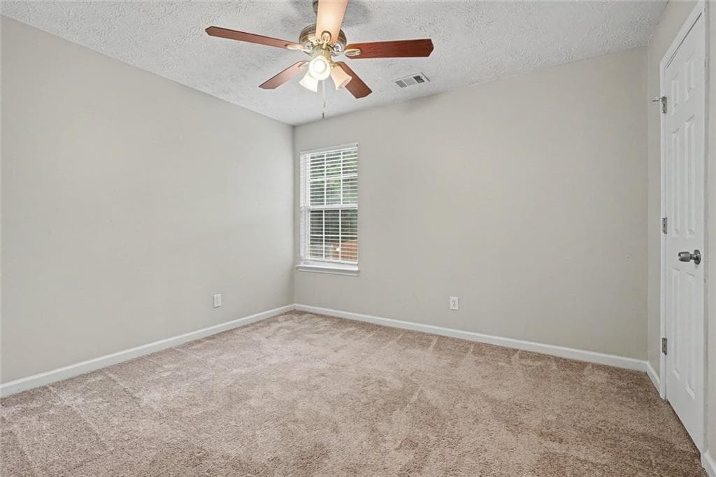 4 bedroom, 2 bathroom, 2,168 sq ft single family residence for sale at 411 Crested View Drive, Loganville, GA 30052 — photo 10