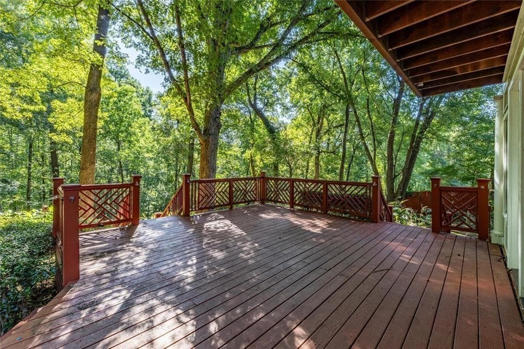 5 bedroom, 6 bathroom, 7,273 sq ft single family residence for sale at 5616 Silver Ridge Drive, Smoke Rise, GA 30087 — photo 5