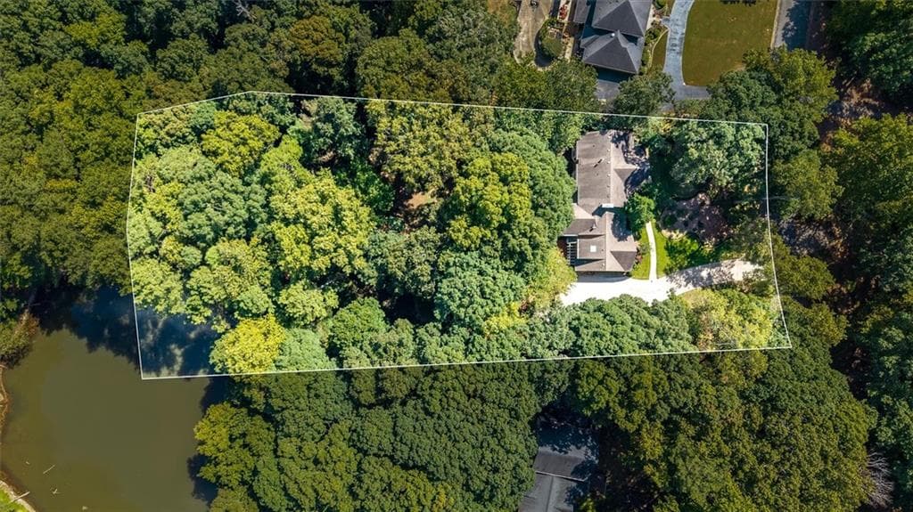 5 bedroom, 6 bathroom, 7,273 sq ft single family residence for sale at 5616 Silver Ridge Drive, Smoke Rise, GA 30087 — photo 9
