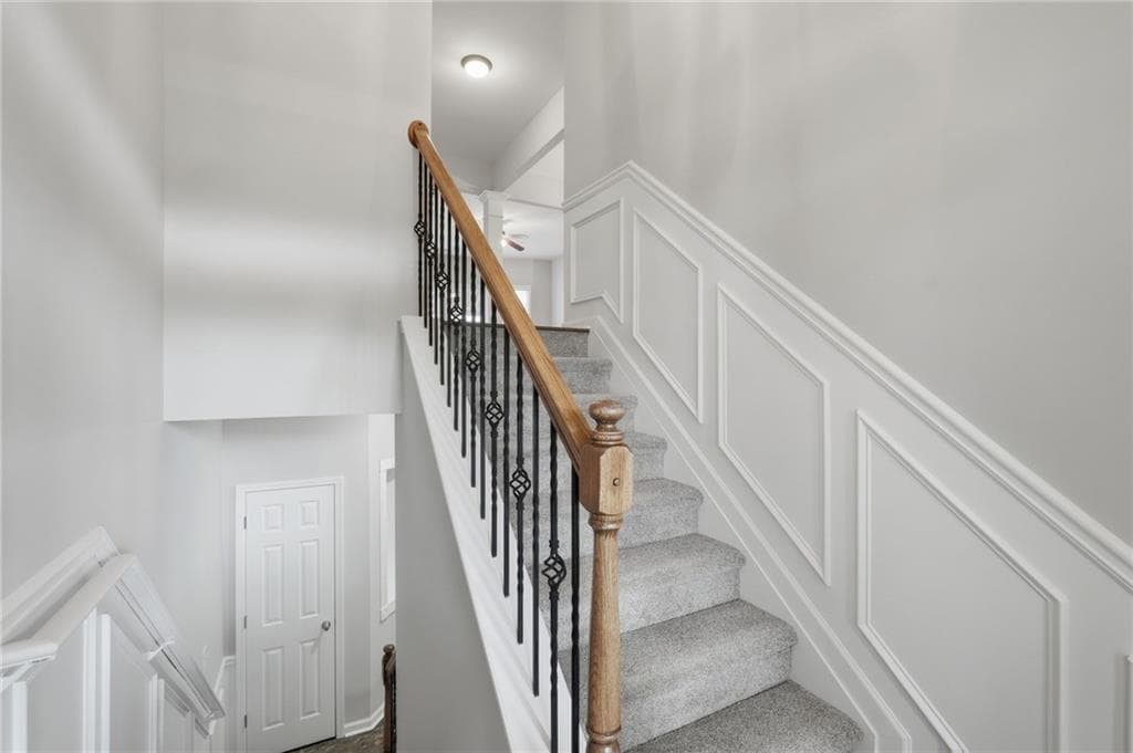 3 bedroom, 4 bathroom, 2,665 sq ft townhouse for sale at 372 Suwanee Avenue, Suwanee, GA 30024 — photo 7