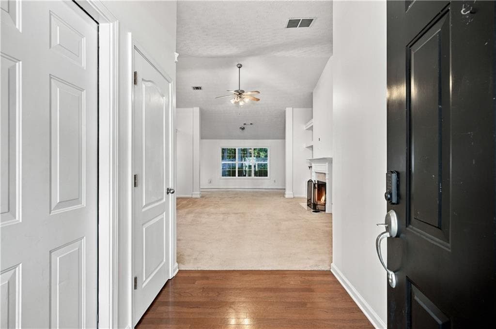 3 bedroom, 2 bathroom, 2,162 sq ft single family residence for sale at 1490 Jami Hollow Way, Lawrenceville, GA 30043 — photo 3