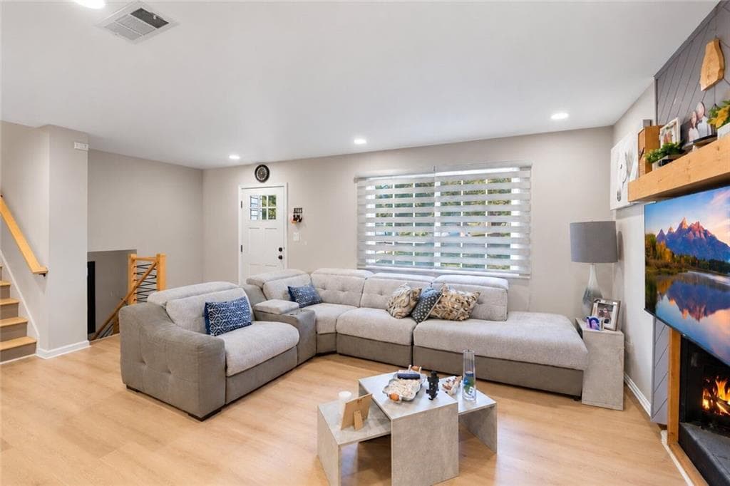 4 bedroom, 3 bathroom, 1,776 sq ft single family residence for sale at 3316 Alcazar Drive, Lilburn, GA 30047 — photo 9