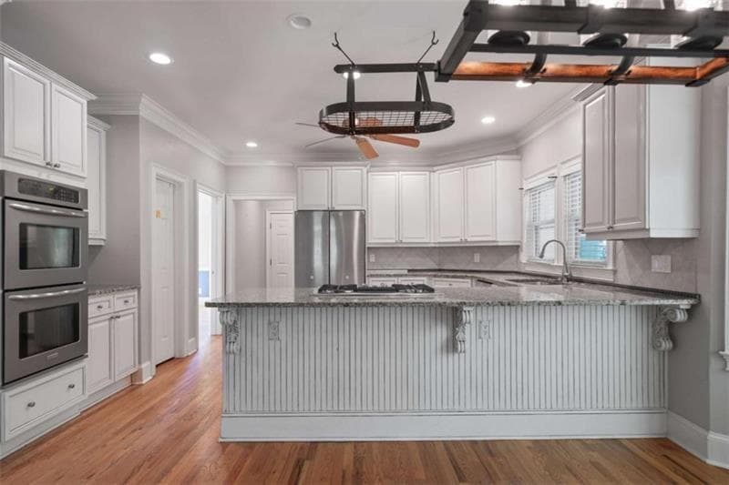 5 bedroom, 6 bathroom, 4,986 sq ft single family residence for rent at 1230 Old Home Place Court, Cumming, GA 30041 for $3,995 a month — photo 8