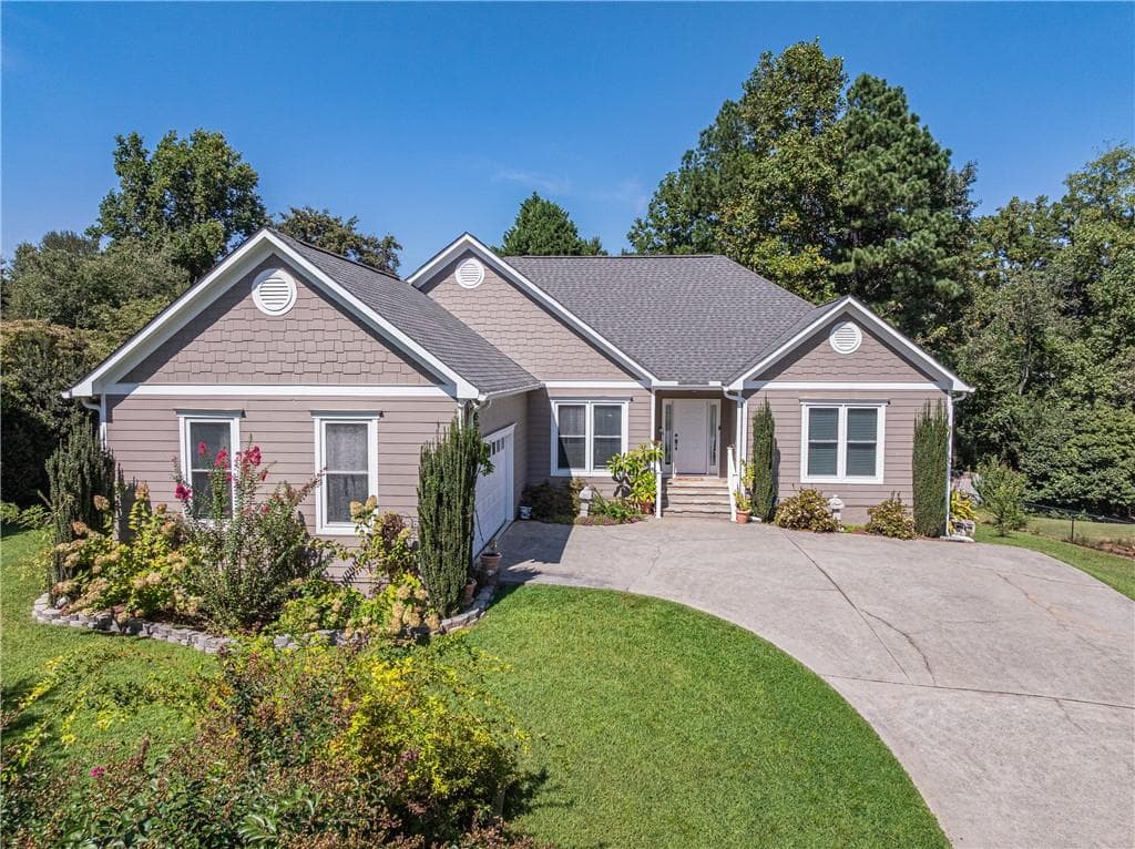 5 bedroom, 3 bathroom, 3,354 sq ft single family residence for sale at 2290 Black Bear Court, Buford, GA 30519 — photo 1 of 53