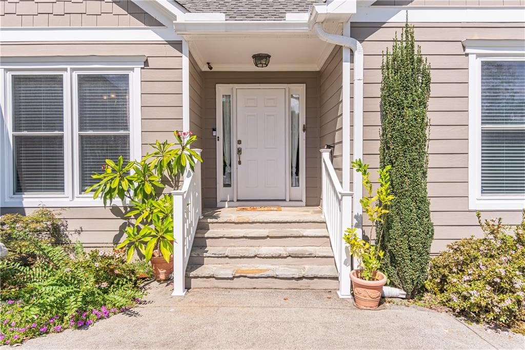 5 bedroom, 3 bathroom, 3,354 sq ft single family residence for sale at 2290 Black Bear Court, Buford, GA 30519 — photo 6