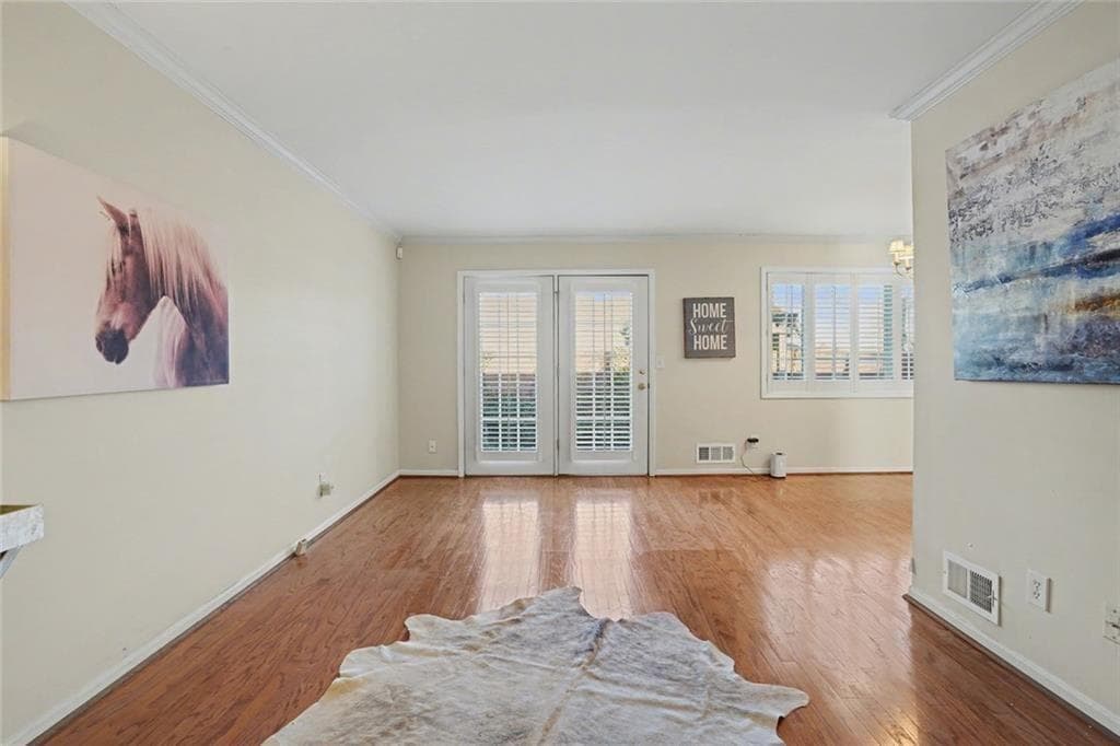 2 bedroom, 2 bathroom, 886 sq ft condominium for sale at 5375 Roswell Road B1, Sandy Springs, GA 30342 — photo 5