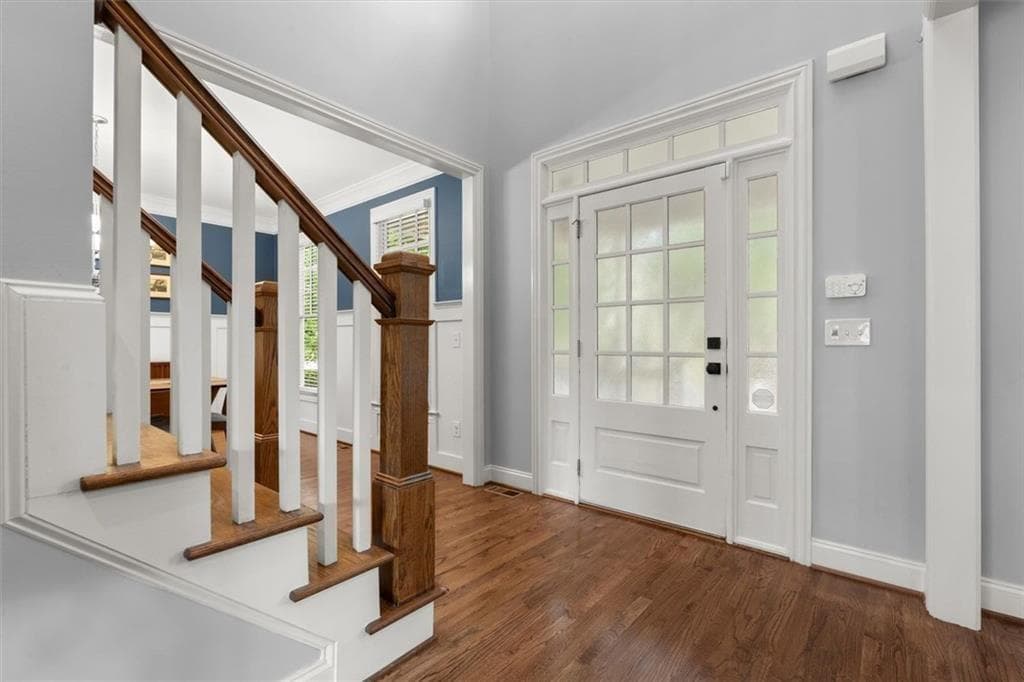 4 bedroom, 4 bathroom, 2,850 sq ft single family residence for sale at 963 Westmoreland Circle, Atlanta, GA 30318 — photo 4