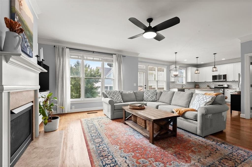 4 bedroom, 4 bathroom, 2,850 sq ft single family residence for sale at 963 Westmoreland Circle, Atlanta, GA 30318 — photo 8