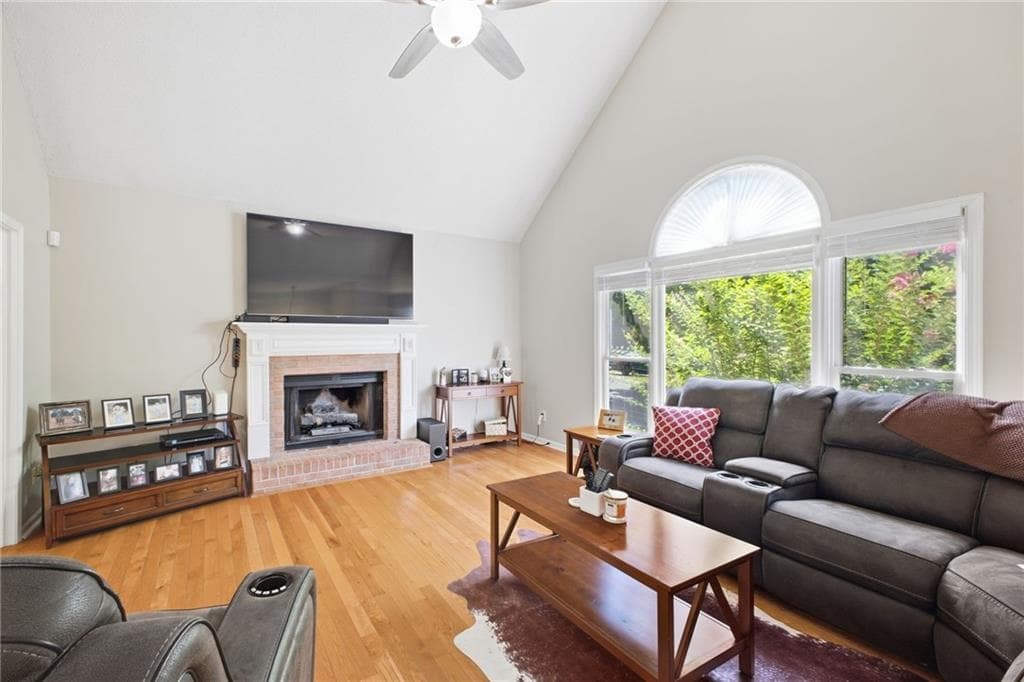 3 bedroom, 3 bathroom, 2,448 sq ft single family residence for sale at 414 Middle Valley Lane, Woodstock, GA 30189 — photo 8