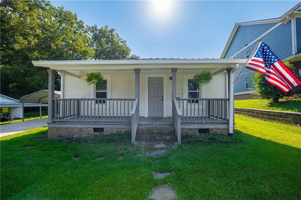 2 bedroom, 1 bathroom, 756 sq ft single family residence for sale at 4446 Winn Street, Acworth, GA 30101 — photo 2