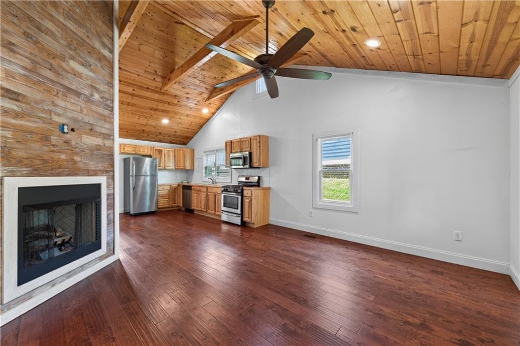 2 bedroom, 1 bathroom, 756 sq ft single family residence for sale at 4446 Winn Street, Acworth, GA 30101 — photo 6