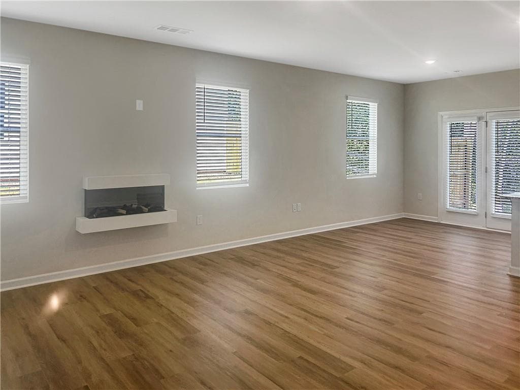 4 bedroom, 3 bathroom, 1,877 sq ft townhouse for rent at 55 Rustin Ridge, Dahlonega, GA 30533 for $2,700 a month — photo 2