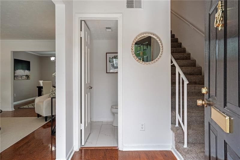 2 bedroom, 3 bathroom, 1,320 sq ft condominium for sale at 10 Market Square Place, Atlanta, GA 30318 — photo 3