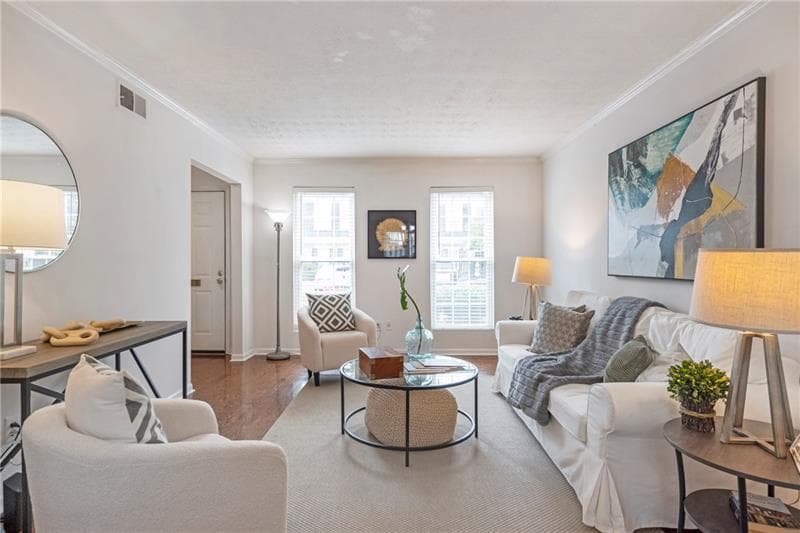 2 bedroom, 3 bathroom, 1,320 sq ft condominium for sale at 10 Market Square Place, Atlanta, GA 30318 — photo 6