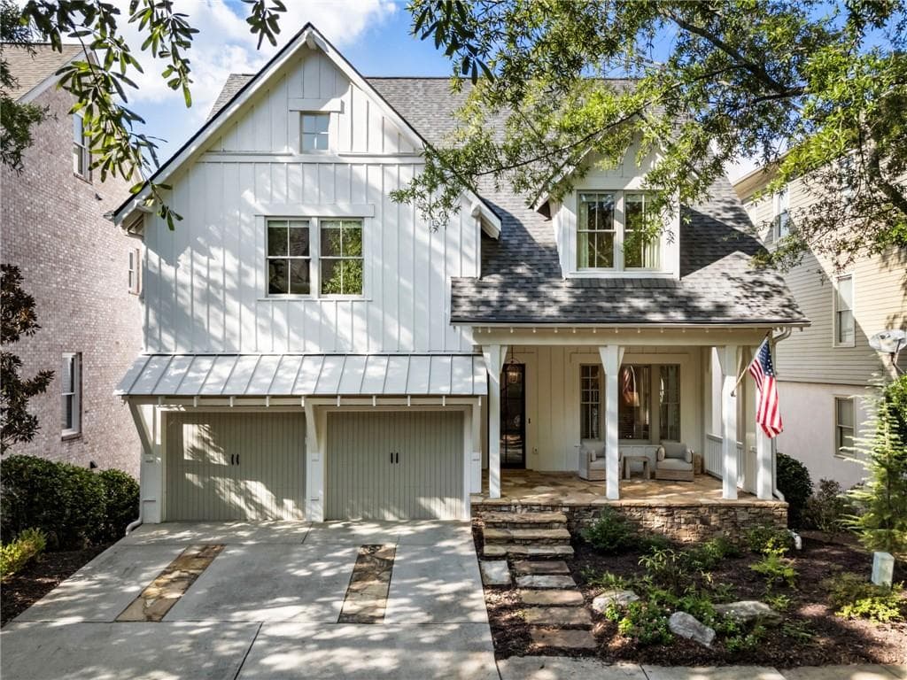5 bedroom, 5 bathroom, 4,800 sq ft single family residence for sale at 565 Willow Oak Way, Roswell, GA 30076