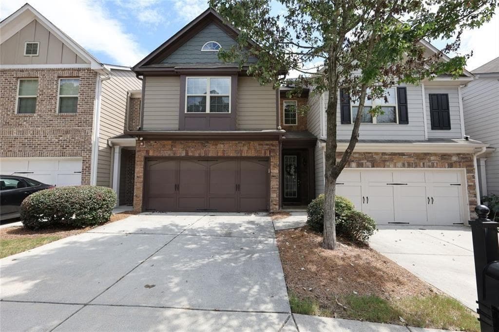 2 bedroom, 3 bathroom, 1,932 sq ft townhouse for sale at 6725 Story Circle, Norcross, GA 30093 — photo 1 of 35