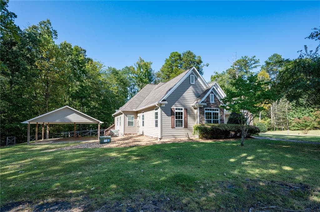 3 bedroom, 3 bathroom, 2,732 sq ft single family residence for sale at 1215 Cullpepper Road, Calhoun, GA 30701 — photo 3