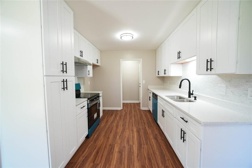 3 bedroom, 2 bathroom, 1,125 sq ft single family residence for sale at 927 Rowland Street, Clarkston, GA 30021 — photo 5