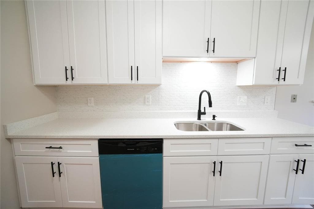 3 bedroom, 2 bathroom, 1,125 sq ft single family residence for sale at 927 Rowland Street, Clarkston, GA 30021 — photo 7