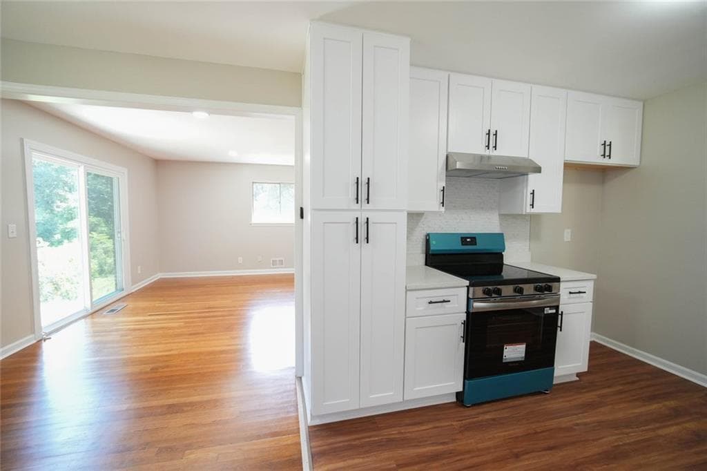3 bedroom, 2 bathroom, 1,125 sq ft single family residence for sale at 927 Rowland Street, Clarkston, GA 30021 — photo 8