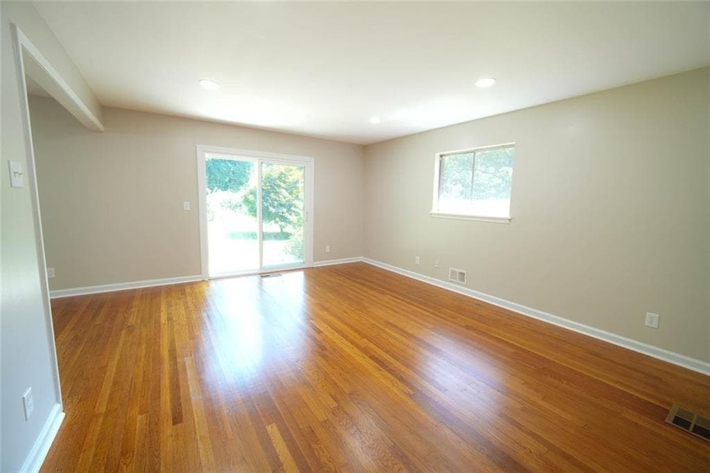 3 bedroom, 2 bathroom, 1,125 sq ft single family residence for sale at 927 Rowland Street, Clarkston, GA 30021 — photo 10