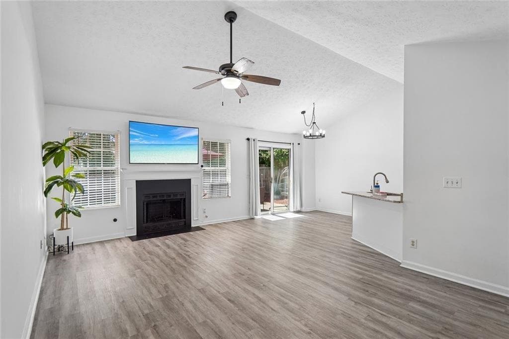 4 bedroom, 2 bathroom, 1,639 sq ft single family residence for sale at 1077 Woodsong Pass Court, Lawrenceville, GA 30043 — photo 8