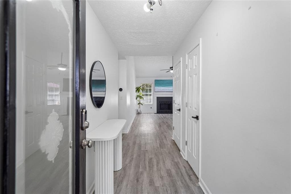 4 bedroom, 2 bathroom, 1,639 sq ft single family residence for sale at 1077 Woodsong Pass Court, Lawrenceville, GA 30043 — photo 7