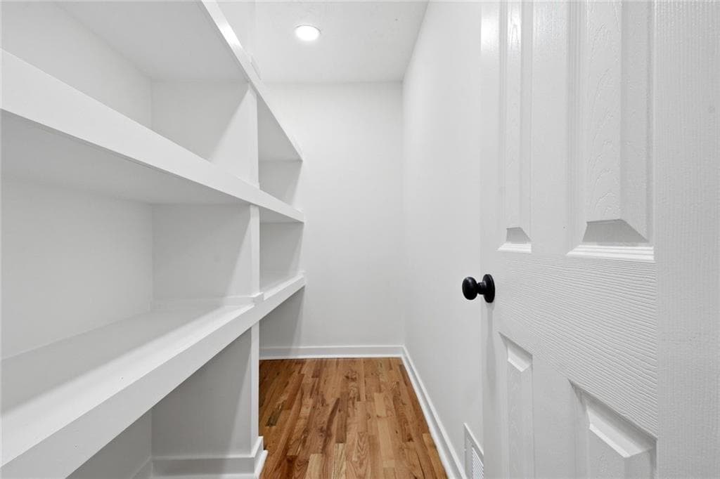 7 bedroom, 4 bathroom, 4,766 sq ft single family residence for sale at 1802 Oak Grove Road, Atlanta, GA 30345 — photo 10