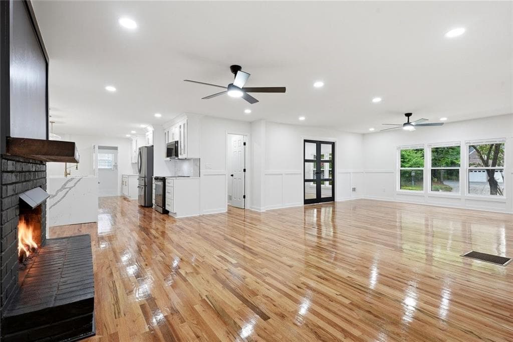 7 bedroom, 4 bathroom, 4,766 sq ft single family residence for sale at 1802 Oak Grove Road, Atlanta, GA 30345 — photo 7