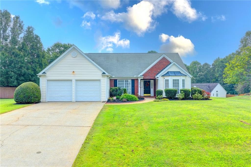 3 bedroom, 2 bathroom, 2,190 sq ft home for sale at 5810 Tallantworth Crossing, Cumming, GA
