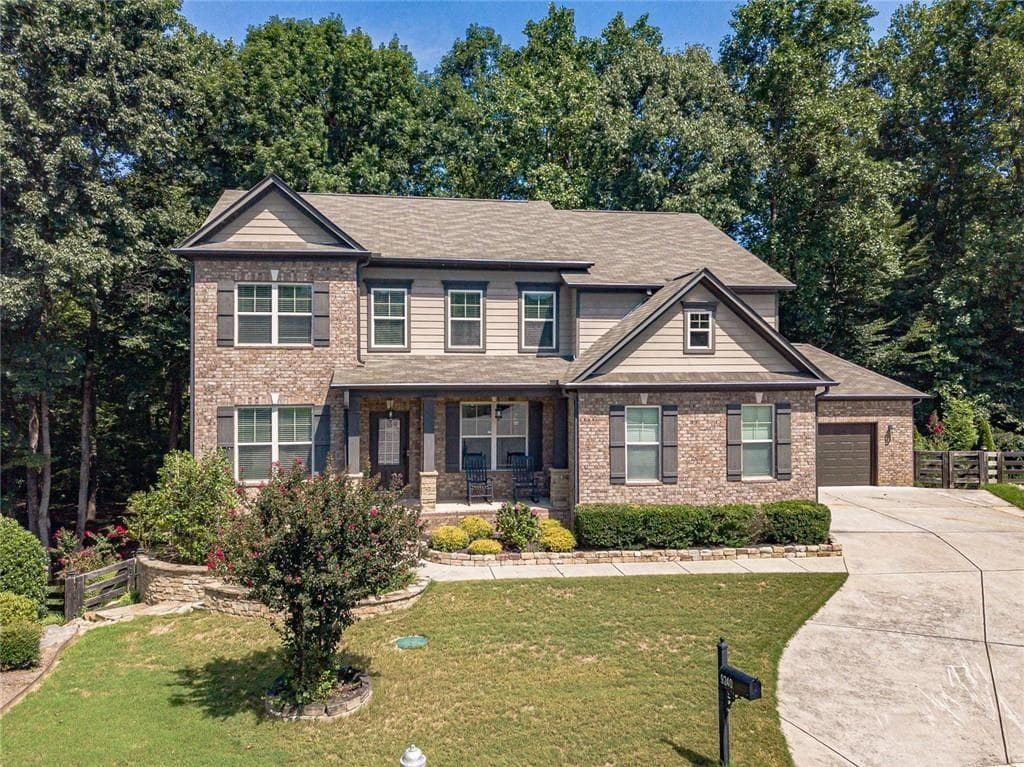 5 bedroom, 4 bathroom, 4,498 sq ft single family residence for sale at 9240 Hollywood Drive, Gainesville, GA 30506 — photo 9