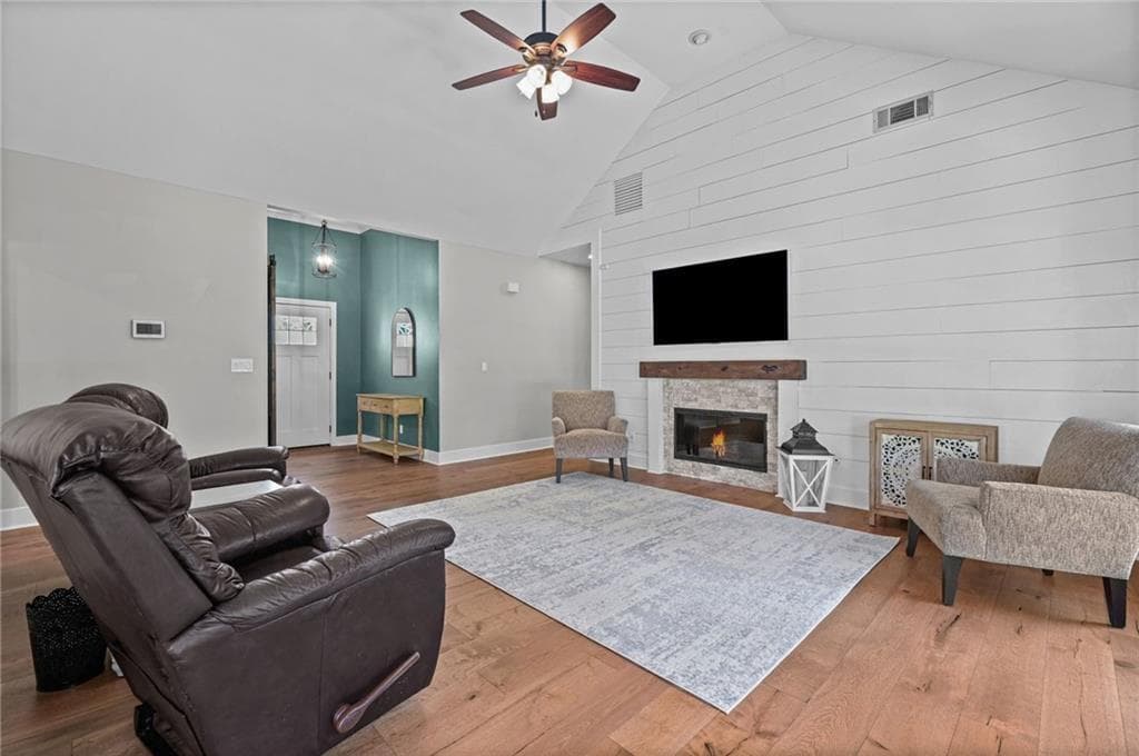 3 bedroom, 2 bathroom, 1,953 sq ft single family residence under contract at 440 Allenbrook Court, Roswell, GA 30075 — photo 8