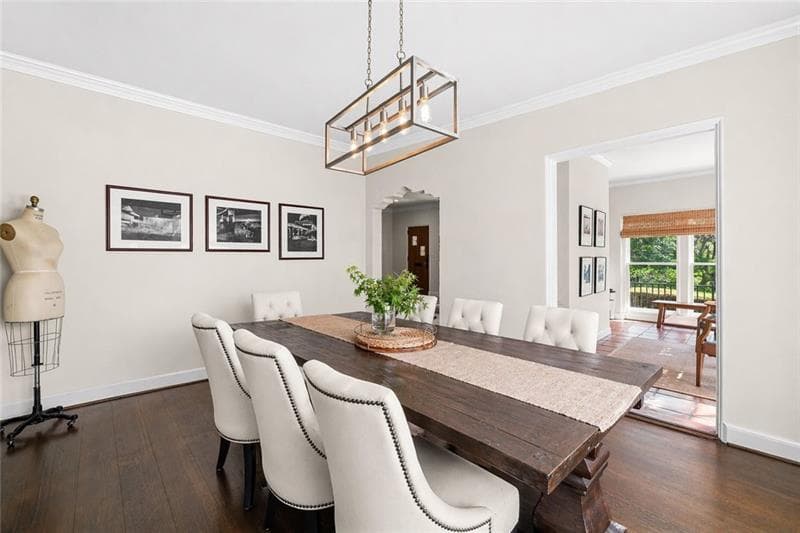4 bedroom, 3 bathroom, 3,000 sq ft single family residence for sale at 1163 University Drive, Atlanta, GA 30306 — photo 7