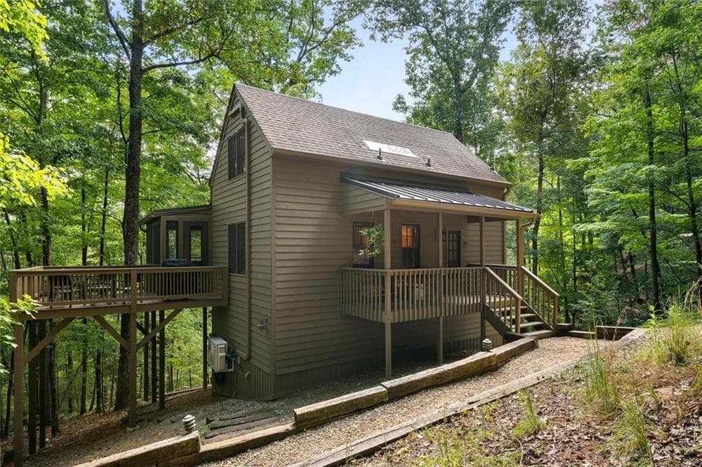3 bedroom, 3 bathroom, 1,766 sq ft single family residence under contract at 15 Gentle Dove Walk, Jasper, GA 30143 — photo 3