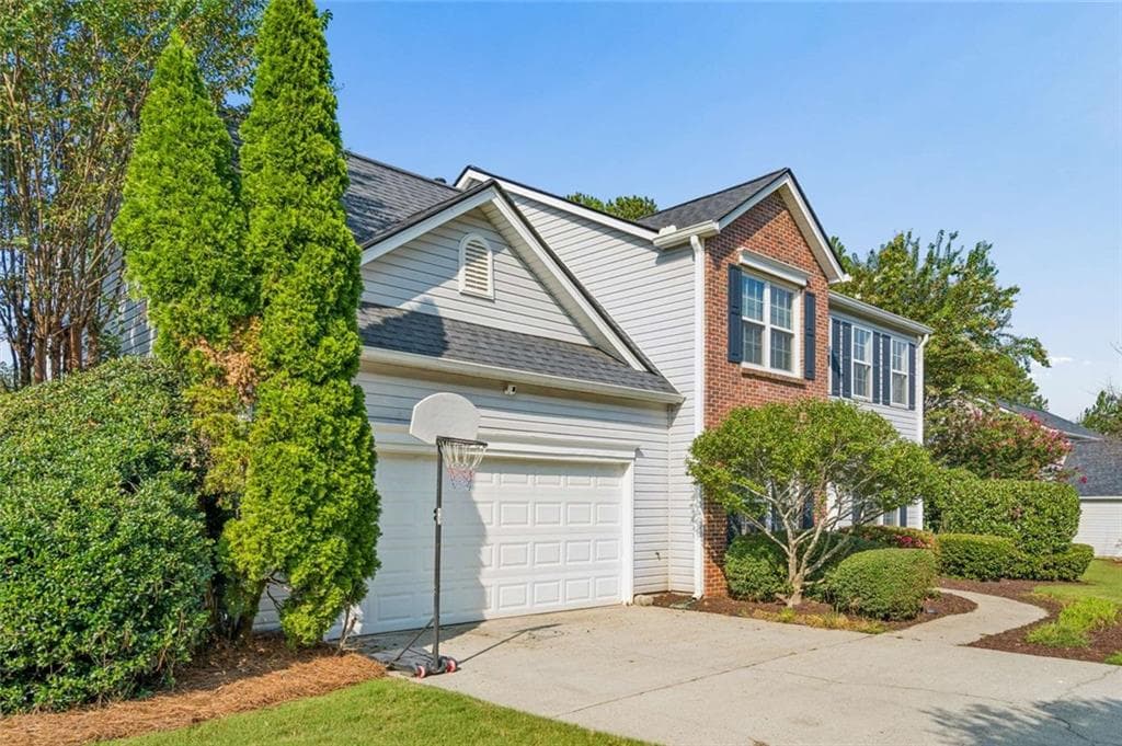 4 bedroom, 3 bathroom, 2,328 sq ft single family residence for sale at 2960 Evergreen Eve Crossing, Dacula, GA 30019 — photo 5