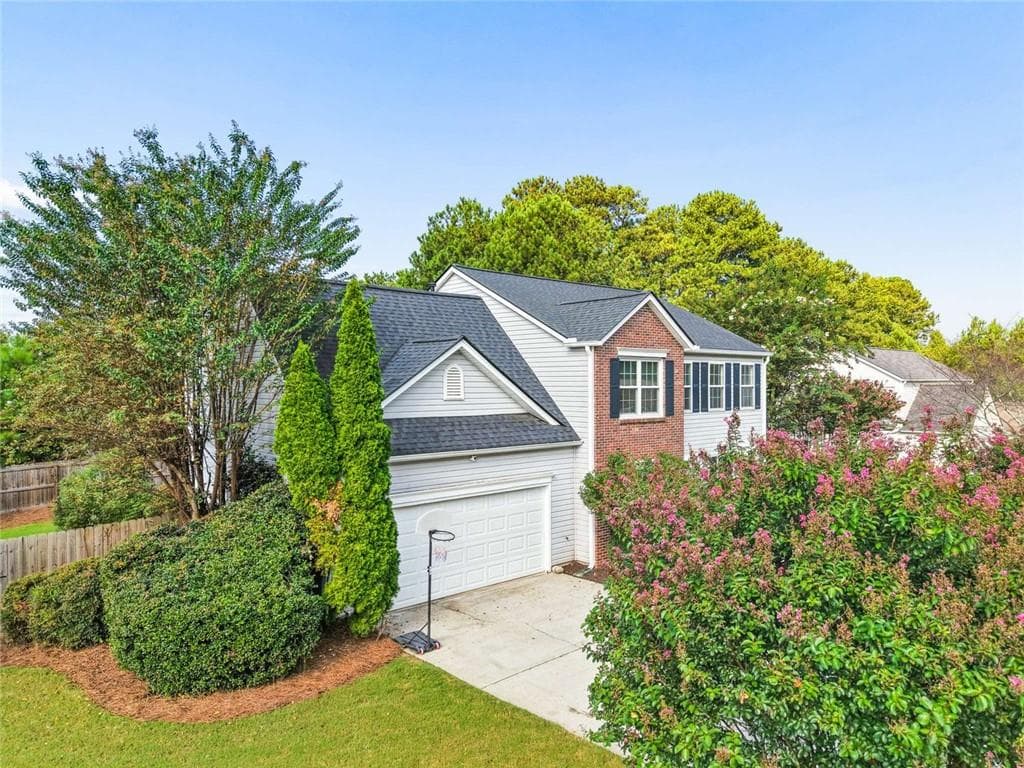 4 bedroom, 3 bathroom, 2,328 sq ft single family residence for sale at 2960 Evergreen Eve Crossing, Dacula, GA 30019 — photo 6