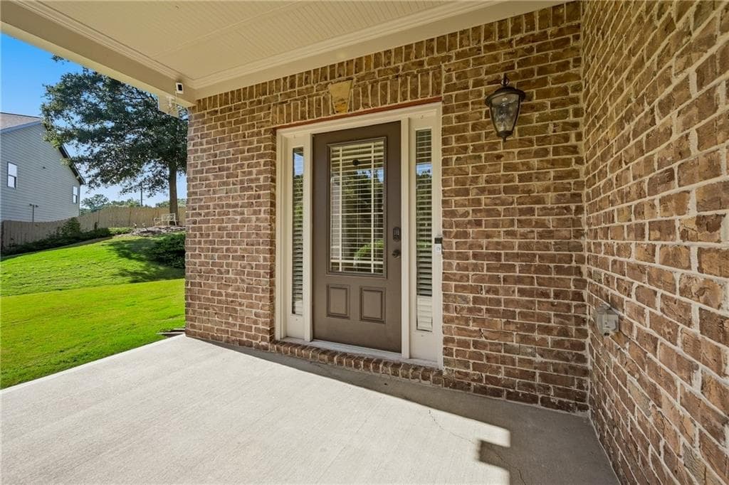 5 bedroom, 3 bathroom, 3,020 sq ft single family residence for sale at 2244 Mayors Way, Buford, GA 30519 — photo 6