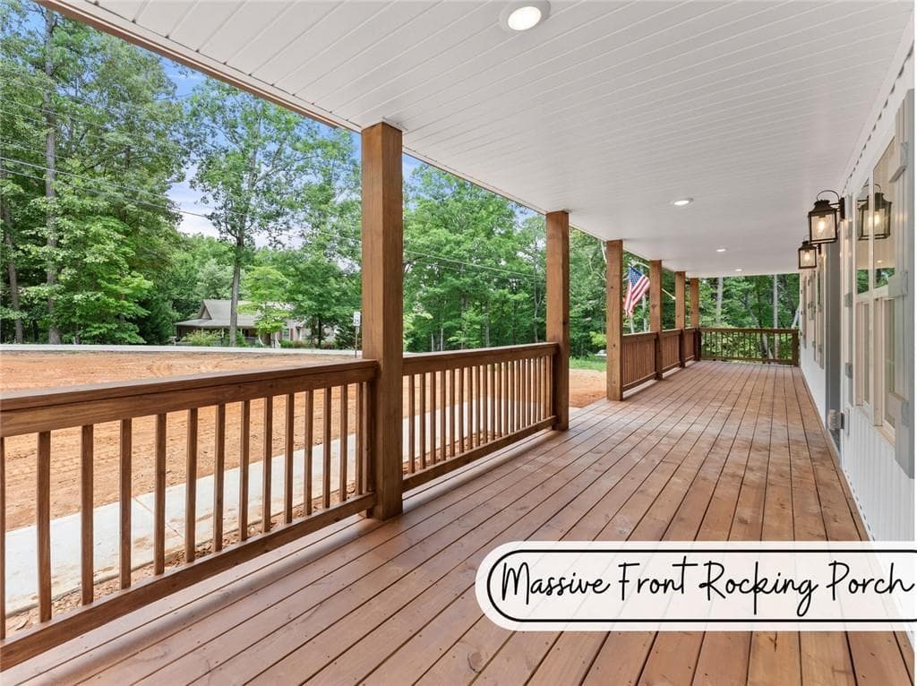 4 bedroom, 3 bathroom, 2,584 sq ft single family residence for sale at 577 Peaceful Valley Drive, Cleveland, GA 30528 — photo 3