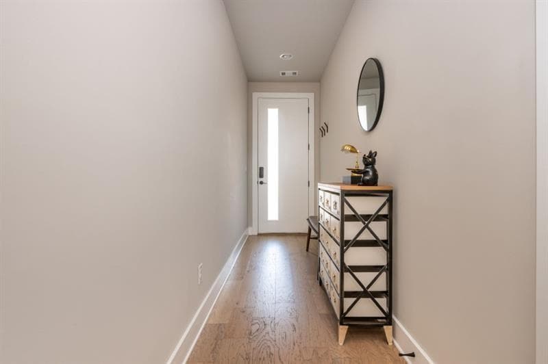 3 bedroom, 3 bathroom, 1,867 sq ft townhouse for rent at 699 Vidalia Lane, Atlanta, GA 30318 for $6,500 a month — photo 3