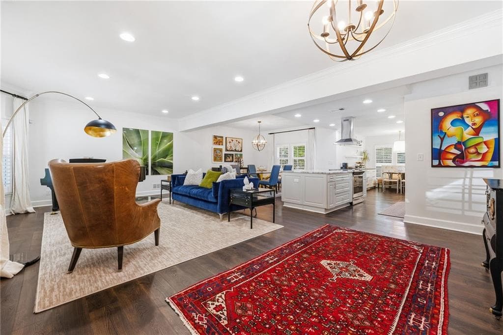 4 bedroom, 3 bathroom, 2,834 sq ft single family residence for rent at 510 Dalrymple Road, Sandy Springs, GA 30328 for $4,500 a month — photo 8