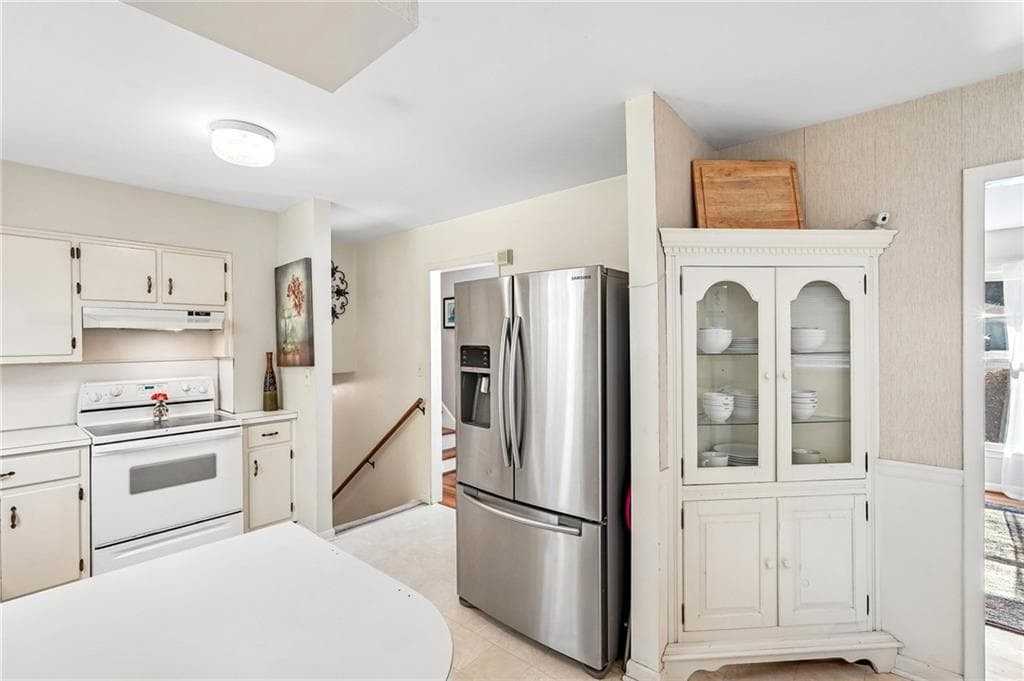 4 bedroom, 2 bathroom, 1,875 sq ft single family residence for sale at 1933 Carthage Road, Tucker, GA 30084 — photo 10