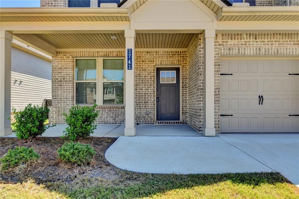 5 bedroom, 3 bathroom, 3,226 sq ft single family residence for sale at 2741 Dolce Road, Dacula, GA 30019 — photo 2