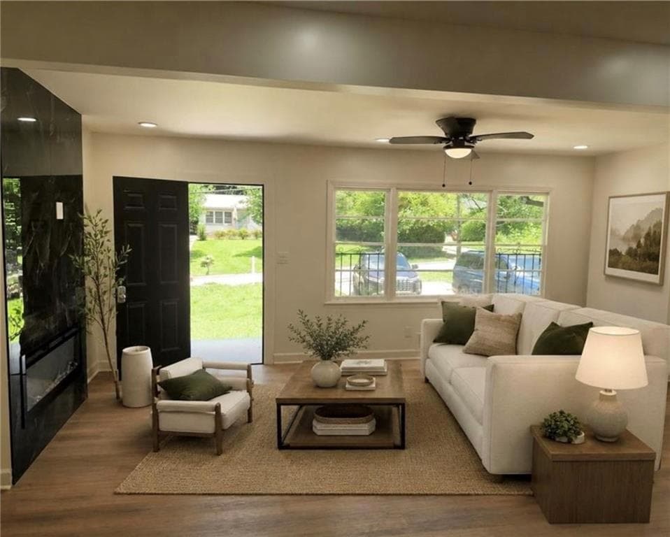 3 bedroom, 2 bathroom, 1,500 sq ft single family residence for sale at 3005 Belvedere Lane, Decatur, GA 30032 — photo 3