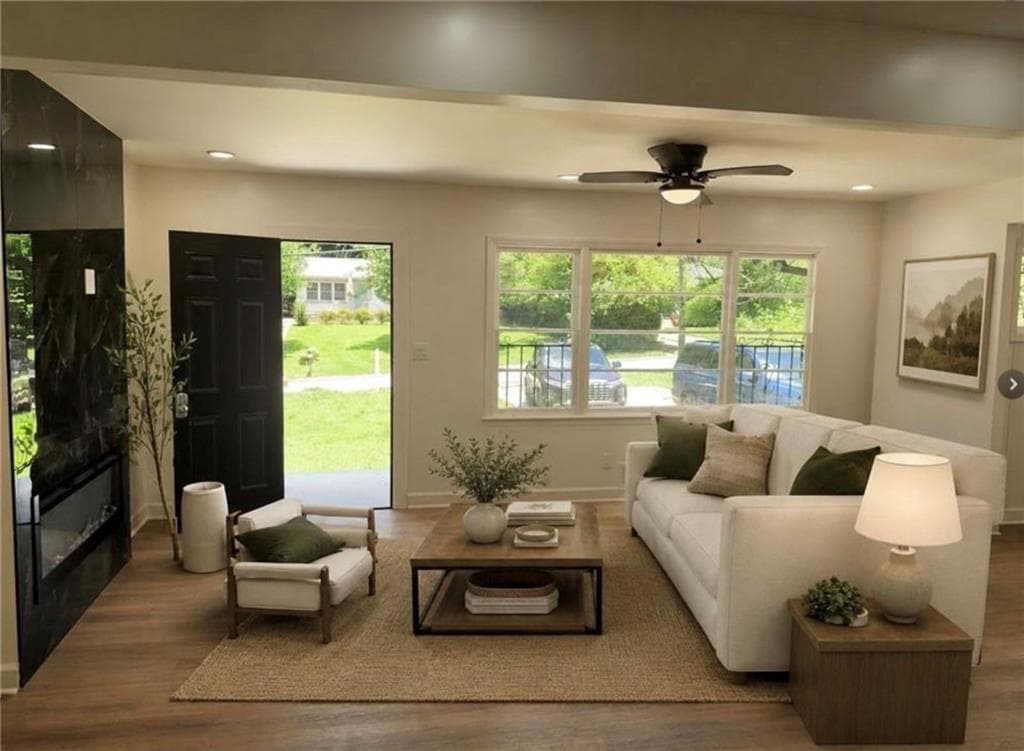 3 bedroom, 2 bathroom, 1,500 sq ft single family residence for sale at 3005 Belvedere Lane, Decatur, GA 30032 — photo 7