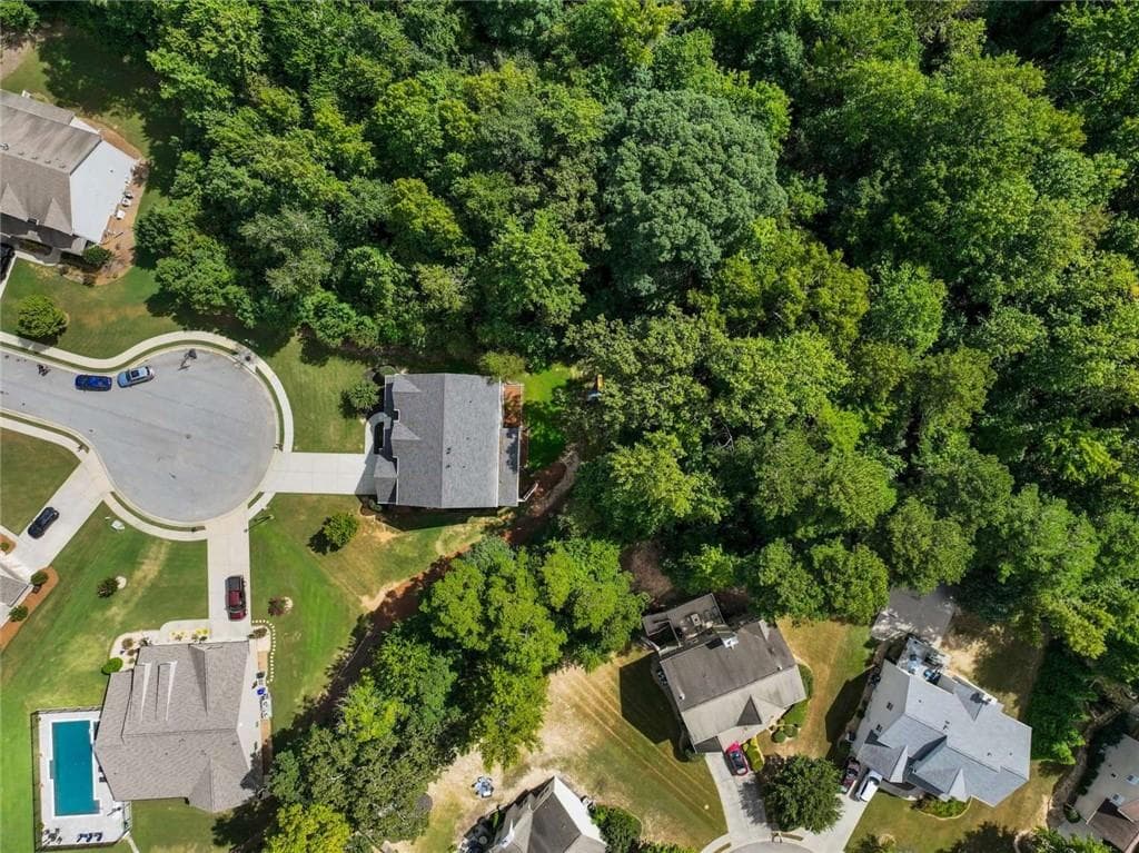 4 bedroom, 4 bathroom, 3,257 sq ft single family residence for sale at 3930 Ivy Lawn Court, Buford, GA 30519 — photo 4